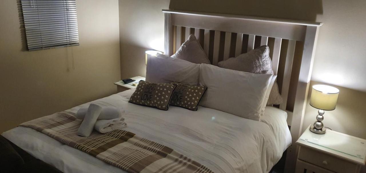 Falling Waters Guest House Μάργκεϊτ Εξωτερικό φωτογραφία